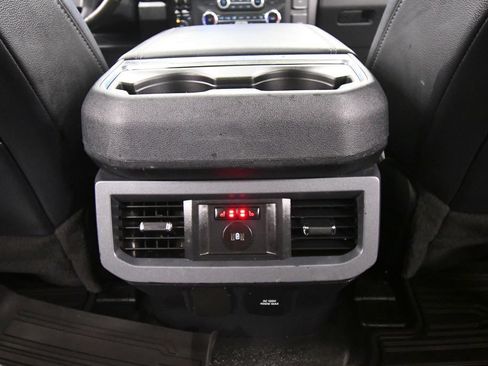 Used 2024 Ford F250 Lariat w/ Sport Appearance Package AWD/4WD image 17