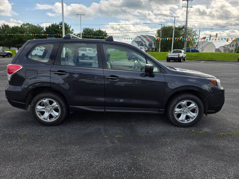 Used 2018 Subaru Forester 2.5i AWD/4WD image 4