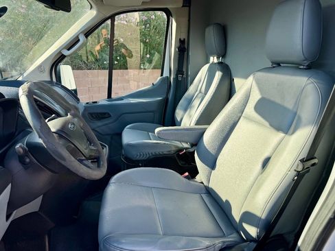 Used 2015 Ford Transit 250 148 Medium Roof image 10