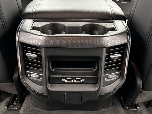 Used 2023 RAM 1500 Big Horn AWD/4WD image 16