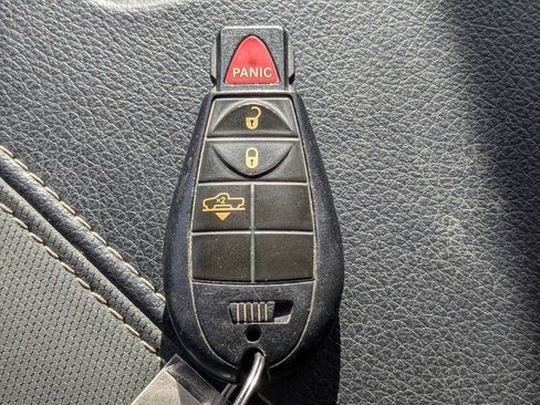 Used 2018 RAM 1500 Rebel image 29