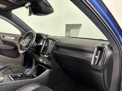 Used 2020 Volvo XC40 T5 R-Design AWD/4WD image 21