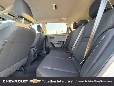 Used 2023 Nissan Rogue S AWD/4WD image 27