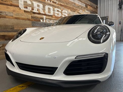Used 2019 Porsche 911 Carrera T RWD image 75