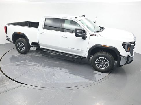 Used 2024 GMC Sierra 2500 SLE w/ SLE Value Package; image 27