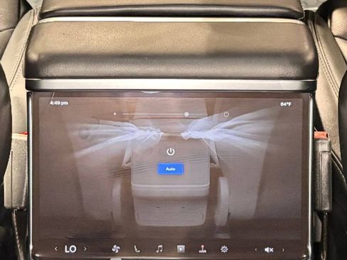 Used 2025 Tesla Model X image 33