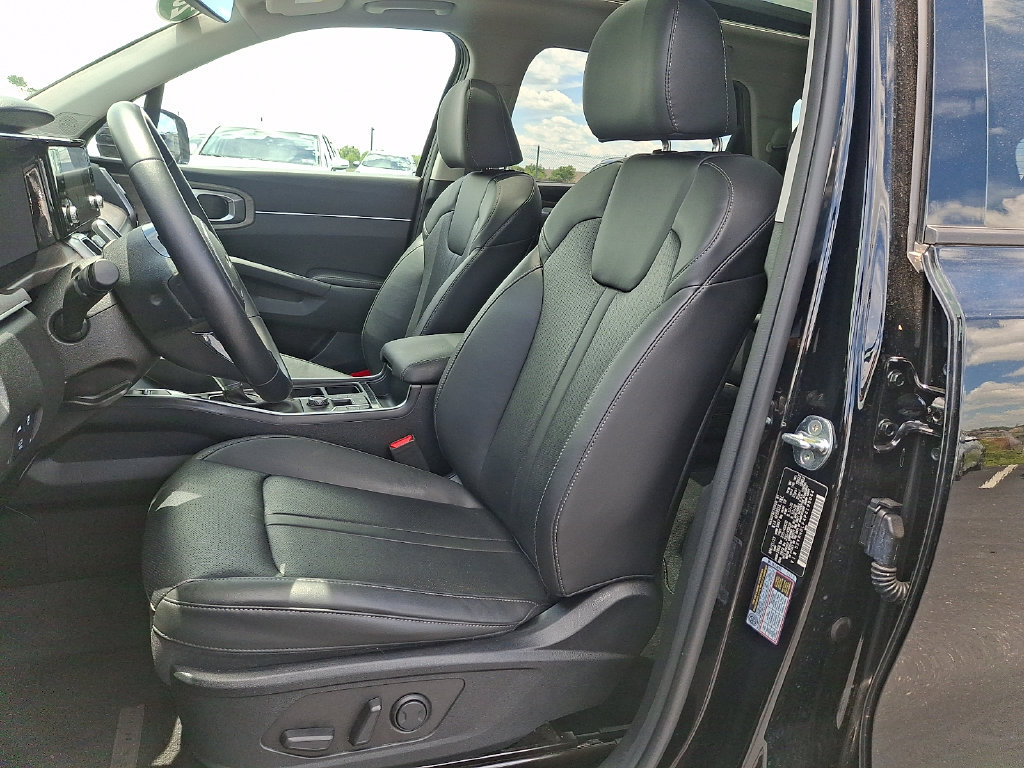 Used 2023 Kia Sorento X-Line EX AWD/4WD image 14