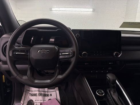 Used 2024 Chevrolet Colorado Trail Boss w/ Advanced Trailering Package image 9