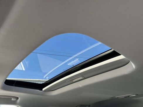 New 2026 Chevrolet Trax ACTIV w/ Sunroof Package image 11