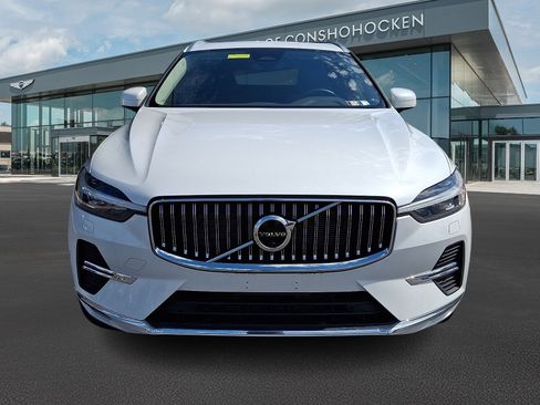 Used 2023 Volvo XC60 B5 Plus AWD/4WD image 3