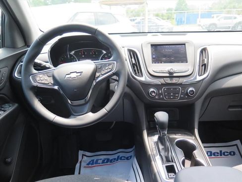 Used 2024 Chevrolet Equinox LT w/ LPO, Floor Liner Package FWD image 15