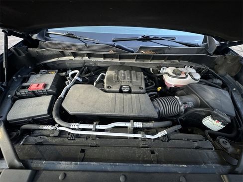 Used 2024 Chevrolet Silverado 1500 LT image 25