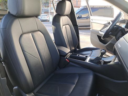 Used 2023 Audi Q3 2.0T Premium image 10