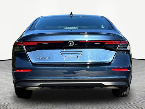 Used 2023 Honda Accord EX image 5