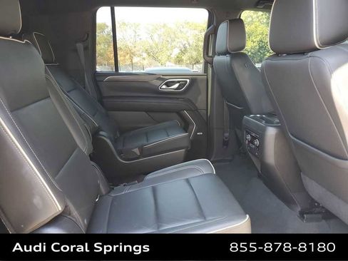 Used 2021 Chevrolet Suburban Premier image 20