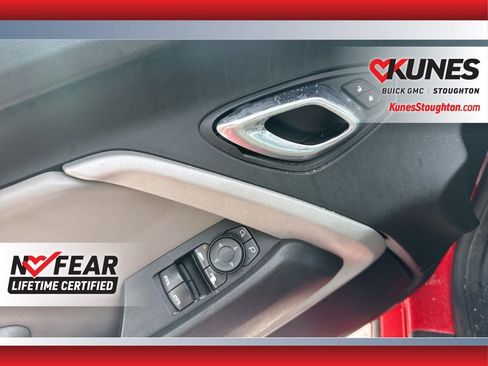 Used 2020 Chevrolet Camaro LT image 20