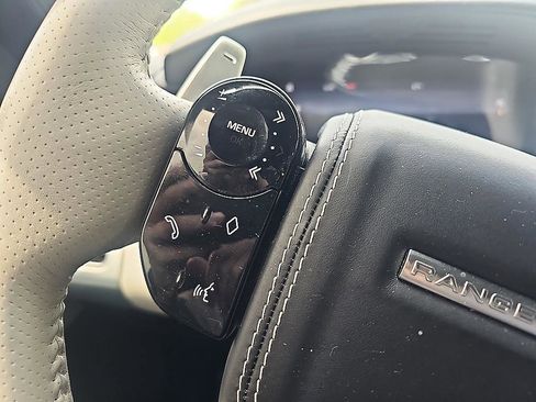 Used 2020 Land Rover Range Rover Sport SVR image 23