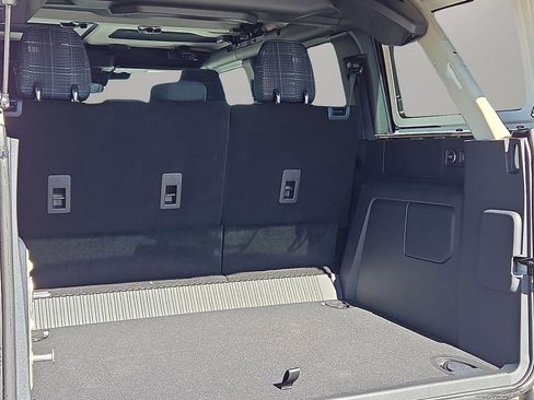 New 2026 Ford Bronco Heritage Edition AWD/4WD image 9