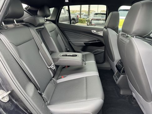 Certified 2023 Volkswagen ID.4 Pro S image 34