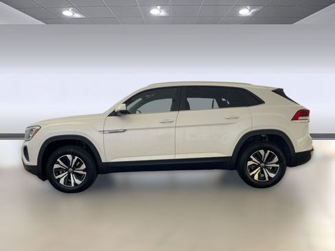New 2026 Volkswagen Atlas Cross Sport SE AWD/4WD image 2