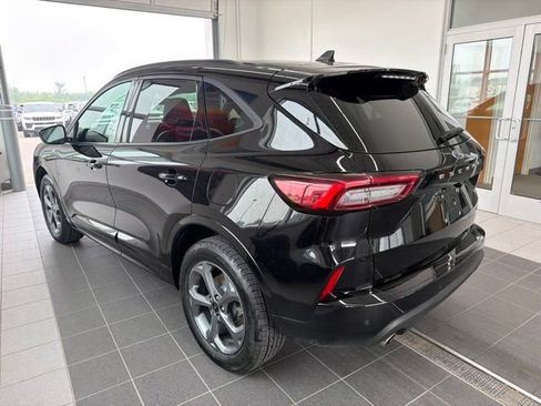 Certified 2024 Ford Escape ST-Line w/ Tech Pack #1 AWD/4WD image 3