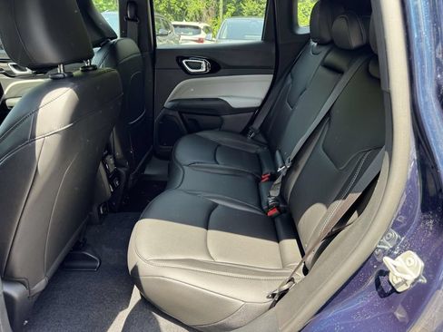 New 2026 Jeep Compass Limited AWD/4WD image 13