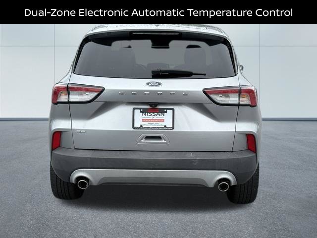 Used 2021 Ford Escape SE w/ SE Sport Appearance Package FWD image 11