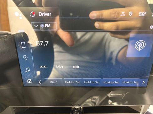Used 2025 Chevrolet Corvette E-Ray w/ Stealth Interior Trim Package AWD/4WD image 29