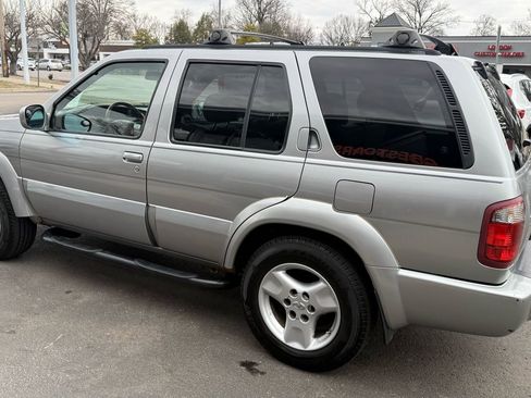 Used 2001 INFINITI QX4 4WD w/ (S02) Sport Pkg image 21