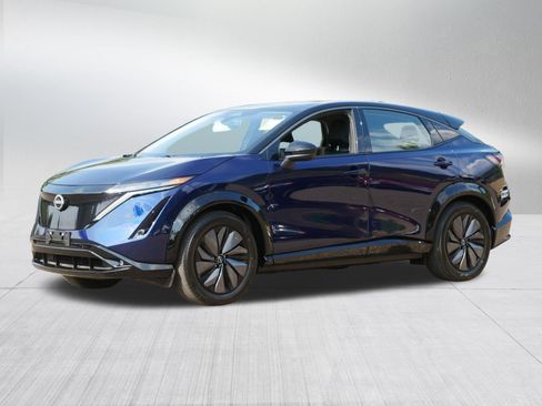 Certified 2024 Nissan Ariya AWD image 3