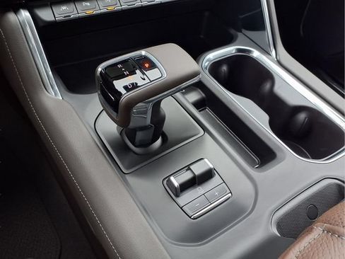New 2026 GMC Sierra 1500 Denali AWD/4WD image 10