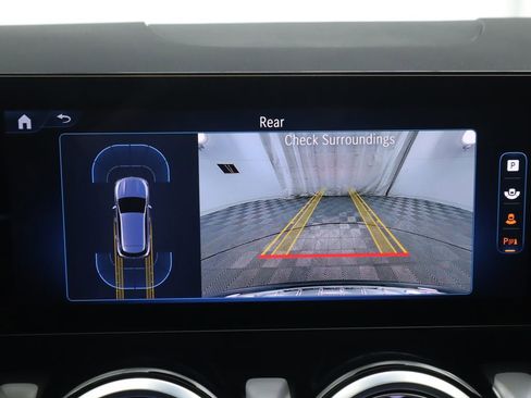 Used 2025 Mercedes-Benz GLA 35 AMG 4MATIC image 15