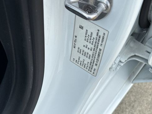 Used 2021 Tesla Model 3 Standard Range Plus RWD image 16