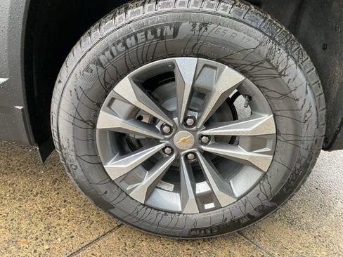 New 2026 Chevrolet Equinox LT AWD/4WD image 12