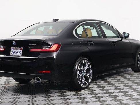 Used 2026 BMW 330i xDrive Sedan w/ Premium Package AWD/4WD image 4