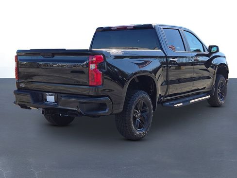 New 2026 Chevrolet Silverado 1500 Custom Trail Boss w/ Midnight Edition image 5