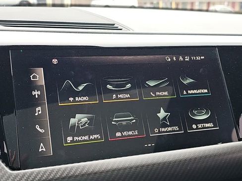 Used 2023 Audi e-tron GT Prestige w/ Prestige Package image 5