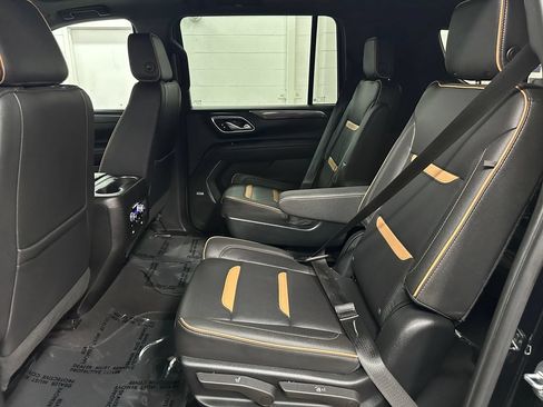 Used 2023 GMC Yukon XL AT4 w/ AT4 Premium Package AWD/4WD image 22