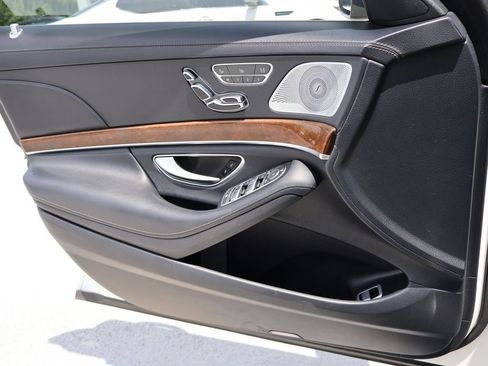 Certified 2015 Mercedes-Benz S 550 4MATIC Sedan image 37