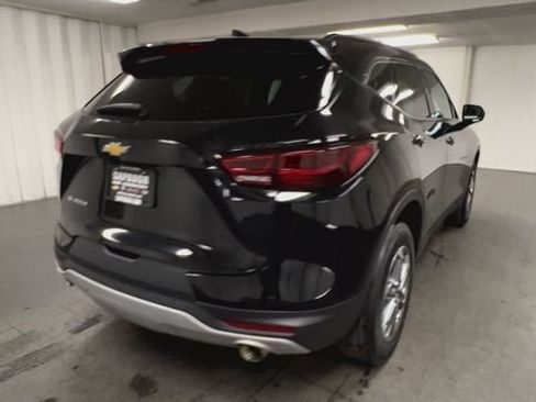 Certified 2024 Chevrolet Blazer LT w/ Convenience Package FWD image 8