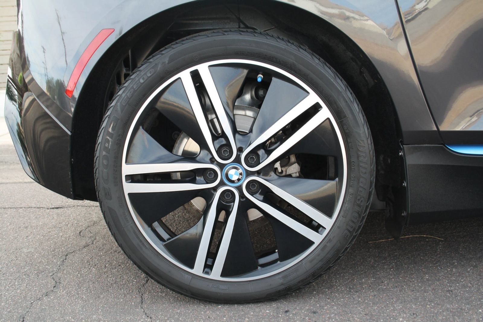 Used 2014 BMW i3 w/ Range Extender RWD image 6