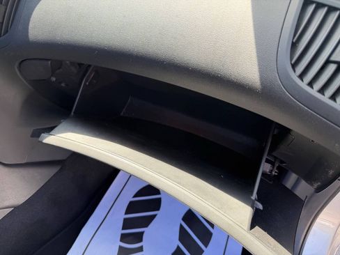 Used 2015 Hyundai Genesis 3.8 RWD image 15