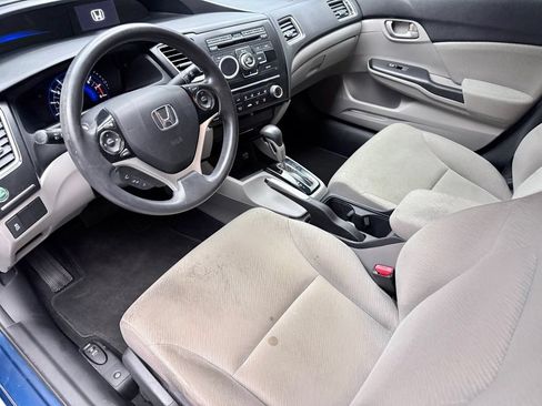 Used 2013 Honda Civic LX image 9