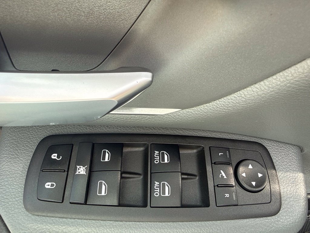 Used 2022 RAM 1500 Big Horn AWD/4WD image 24