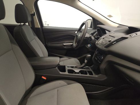 Used 2017 Ford Escape SE FWD image 21