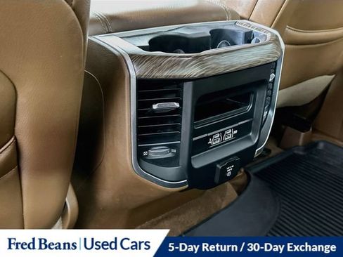 Used 2020 RAM 1500 Laramie AWD/4WD image 32