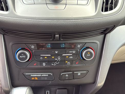 Used 2018 Ford Escape SEL w/ Ford Safe & Smart Package AWD/4WD image 27