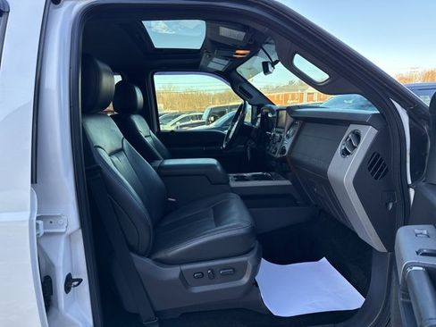 Used 2015 Ford F250 Lariat w/ Lariat Ultimate Package image 44