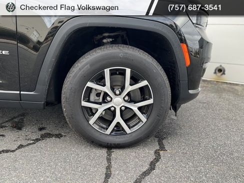 Used 2024 Jeep Grand Cherokee L Limited w/ Trailer Tow Package image 3