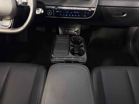 Used 2026 Hyundai Ioniq 5 SEL image 17
